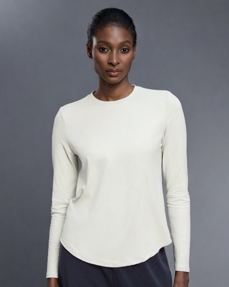 VELA | Premium Long Sleeve Curved Hem T-Shirt